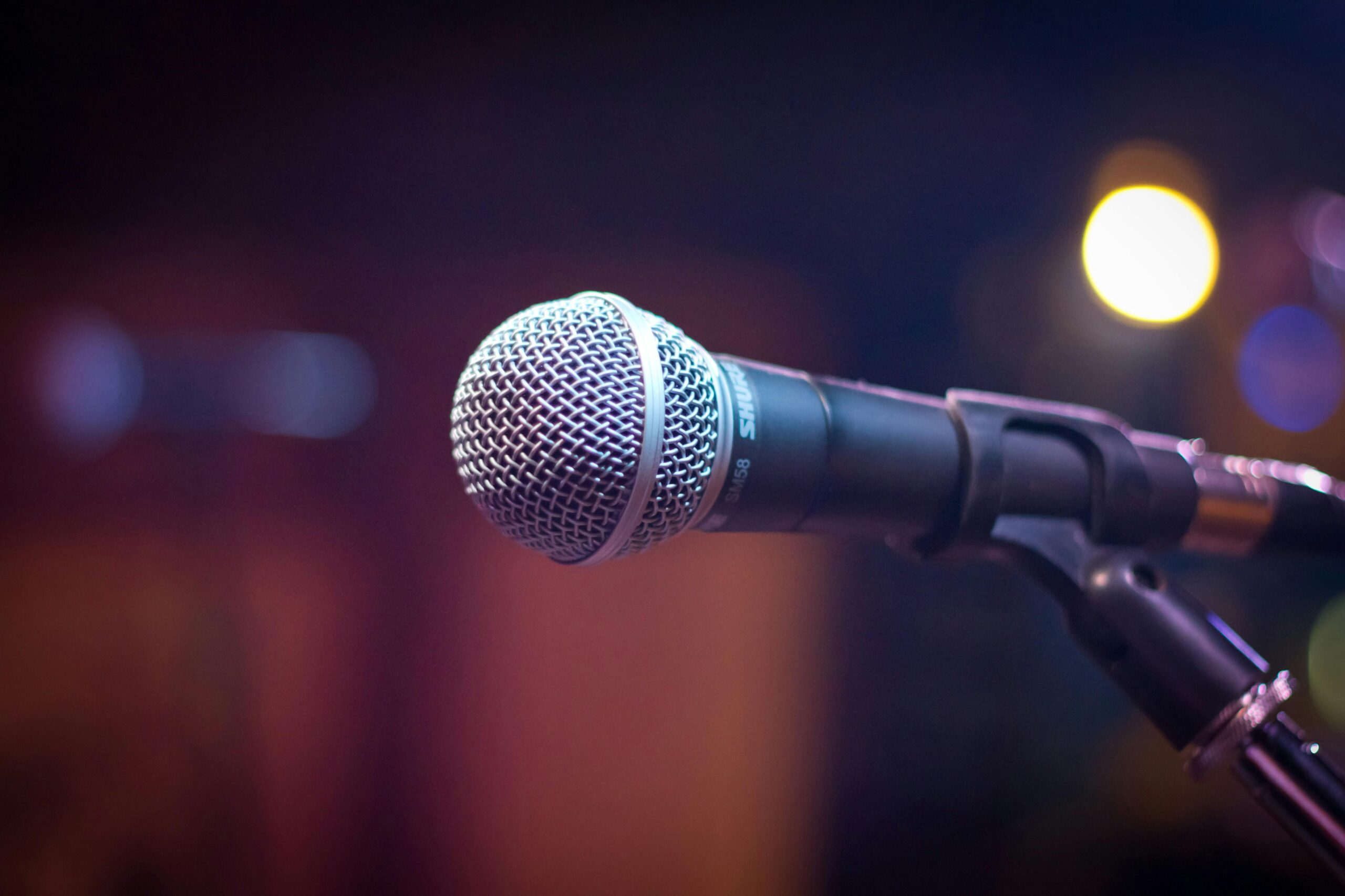 Public Speaking Tips: How to Overcome Fear & Speak Confidently