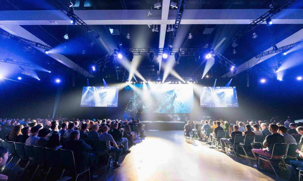 Large-scale public sector government conference plenary, example of public sector event management