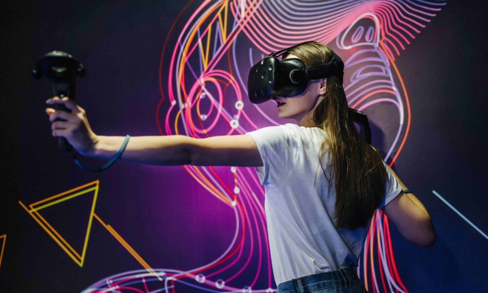 Delegate with VR headset at event - example of event technology.